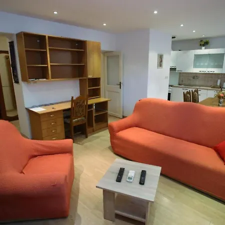Apartamento Comfortable In The Center Of