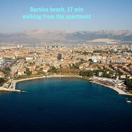Comfortable In The Center Of Apartamento Split